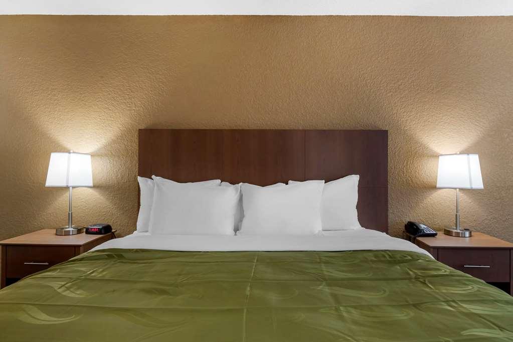 Quality Inn Saint Petersburg North-Tampa Bay ห้อง รูปภาพ